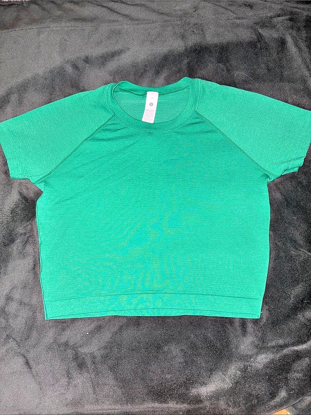 Lululemon Swiftly Tech Cropped Short-Sleeve Shirt 2.0 Short Sleeve Athletic Top